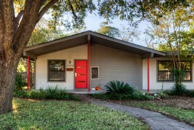 Main picture of 5004 Westfield Dr