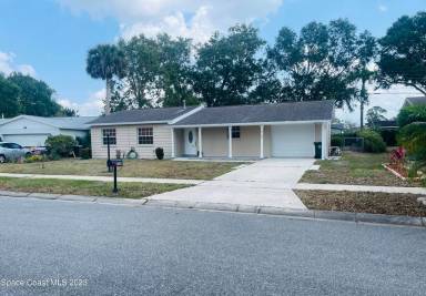 Main picture of 1708 Fenway Cir