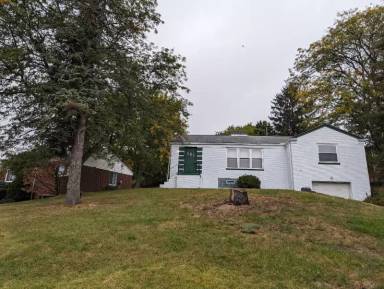 Main picture of 4819 Rolling Hills Rd