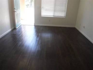 Main picture of 225 Kentucky St