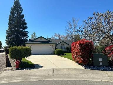 Main picture of 2814 Foxglove Ln