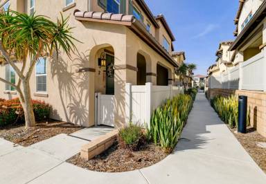 Main picture of 1717 Carrillo Pl