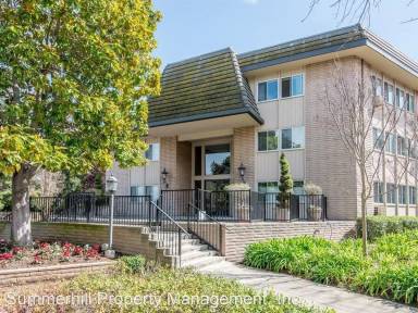 Main picture of 150 W Edith Ave