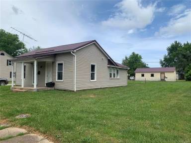 Main picture of 501 E Apple Ave