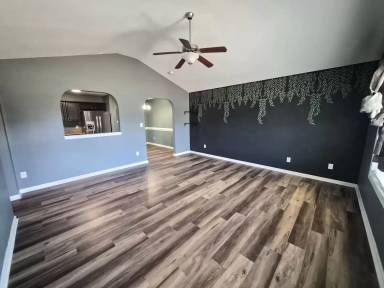 Main picture of 103 Palin Trl