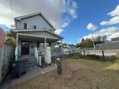 Main picture of 4284 E 71st St