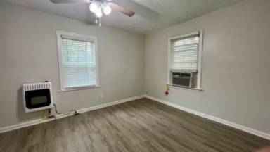 Main picture of 513 N Highland Ave NE