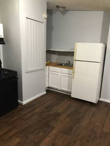 Main picture of 129 W Second Ave