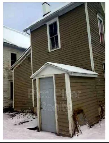 Main picture of 215 1/2 W Homer St