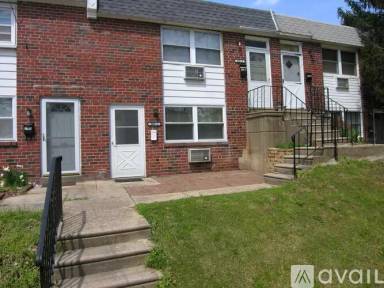 Main picture of 288 Greenough St