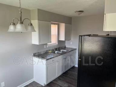 Main picture of 4815 Saddlebrook Ln