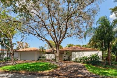 Main picture of 11 S Prospect Dr