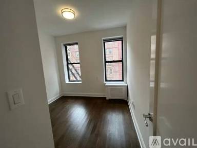Main picture of 152 Mott St