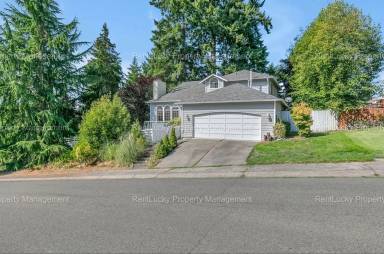 Main picture of 2610 S 355th Pl