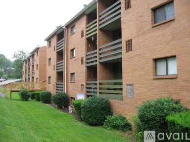 Main picture of 5751 Pebble Creek Ct