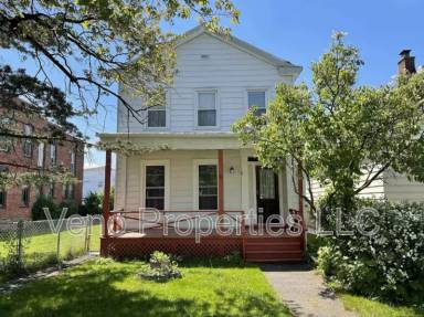 Main picture of 1813 3rd Ave