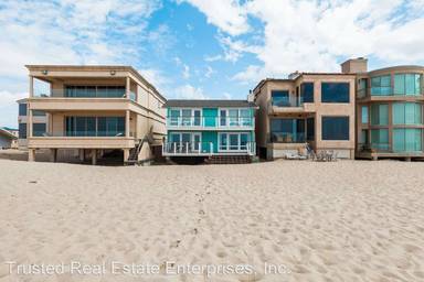 Main picture of 1013 Mandalay Beach Rd