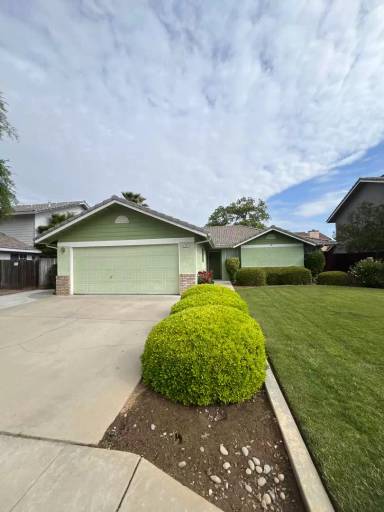 Main picture of 2083 Paul Ave