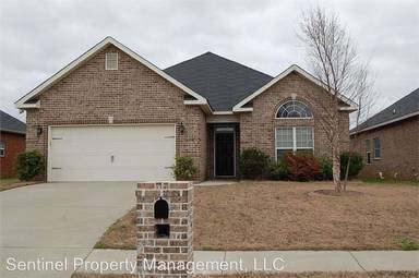 Main picture of 112 Glen Arbor Ln
