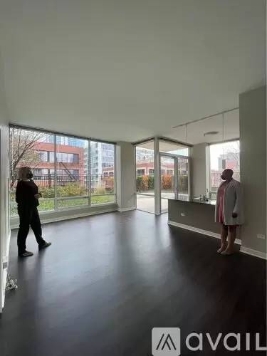 Main picture of 226 W Ontario St