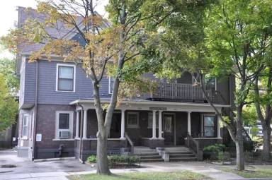 Main picture of 402 S 5th Ave