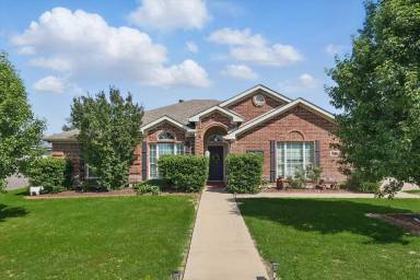 Main picture of 108 Shumard Dr