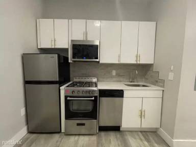 Main picture of 207 Webster Ave