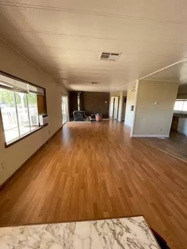Main picture of 112 Live Oak Knls