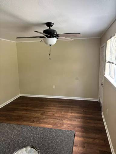 Main picture of 2544 Iowa St