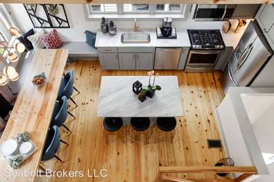 Main picture of 521 E Bolton St