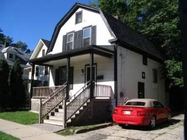 Main picture of 515 N Division St