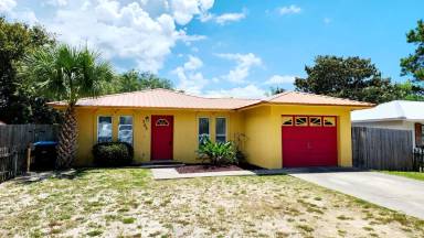 Main picture of 505 Evergreen St