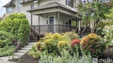 Main picture of 5712 8th Ave NW