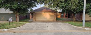 Main picture of 704 Stribling Cir