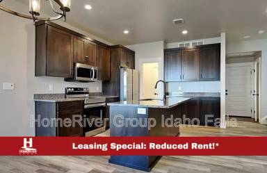 Main picture of 1386 Pinecrest Trl