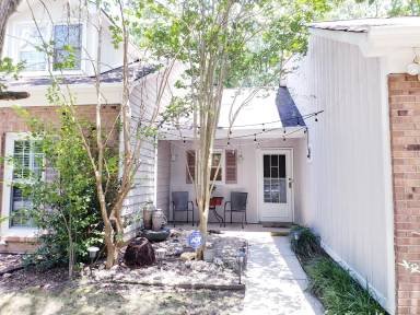 Main picture of 11127 Sevilla Ct
