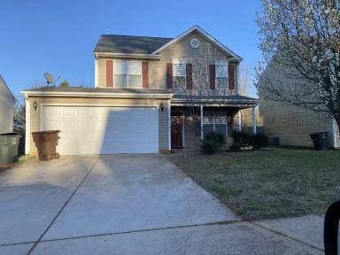Main picture of 134 Drewsbury Dr