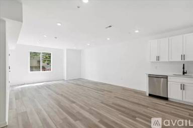Main picture of 890-892 N 42 St Apartments