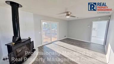 Main picture of 639 N College Rd