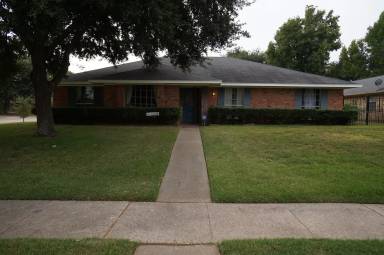 Main picture of 601 Rock Hollow Dr
