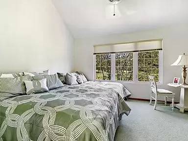 Main picture of 1821 Woodland Cir
