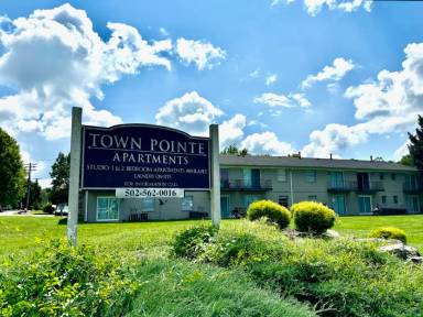 Main picture of Town Pointe Apartments