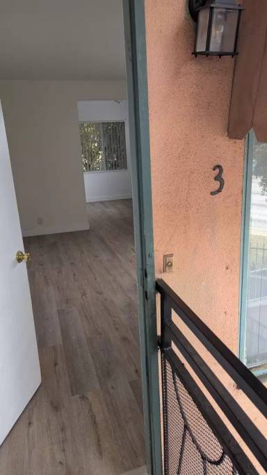 Main picture of 7106 S La Cienega Blvd