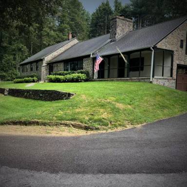 Main picture of 724 Old Gulph Rd