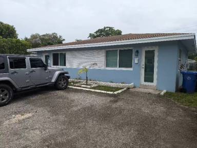 Main picture of 1323 NW 3rd Ave