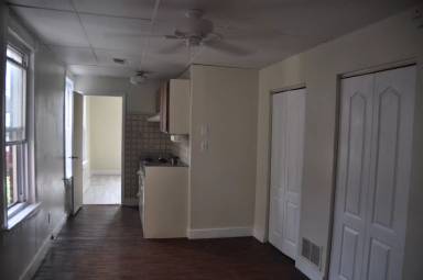 Main picture of 1306 S Charles St