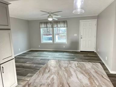 Main picture of 16 Hazelwood Ave