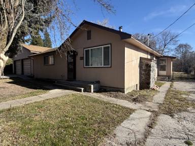 Main picture of 413 E Ivy St