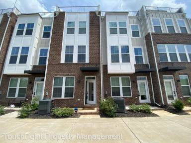 Main picture of 248 Parkwood Ave