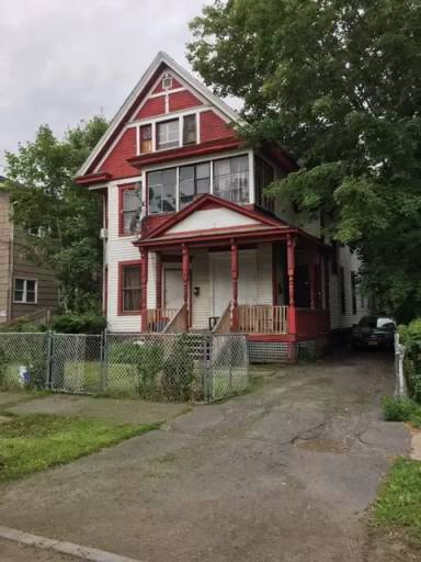 Main picture of 226 Sabine St